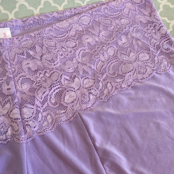 Undersummers Lavender Signature Lace Slipshort 9” Inseam 2X - Picture 2 of 7